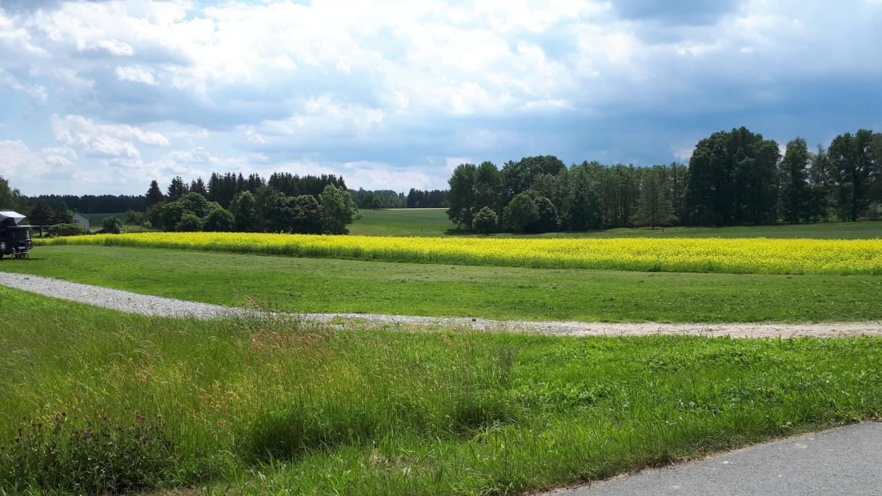 Durrhennersdorf Autark-Camp Gleis A.酒店 外观 照片